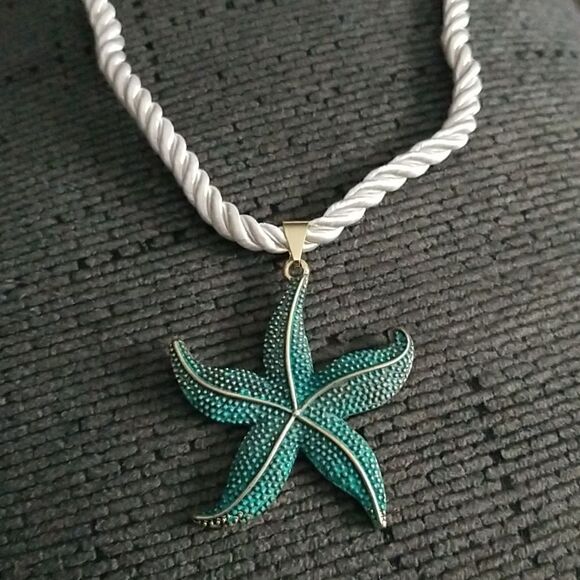 Starfish vintage style on cord necklace - Picture 8 of 9